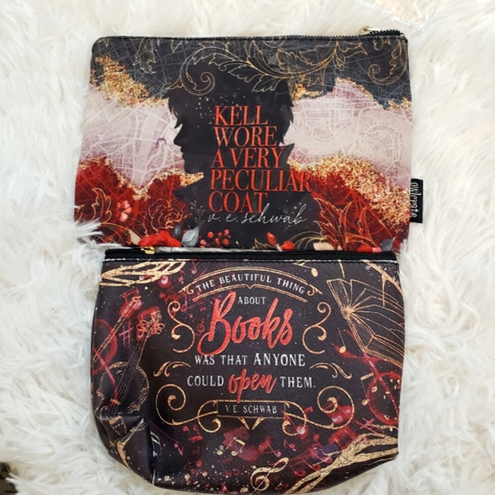 Bundle, v.e Schwab, bag/makeup bags